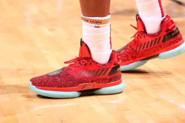 双子星与火箭提前续约 戈登4年1.33亿留掘金